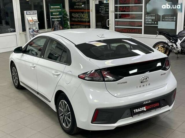 Хендай Ioniq, об'ємом двигуна 0 л та пробігом 82 тис. км за 16490 $, фото 12 на Automoto.ua