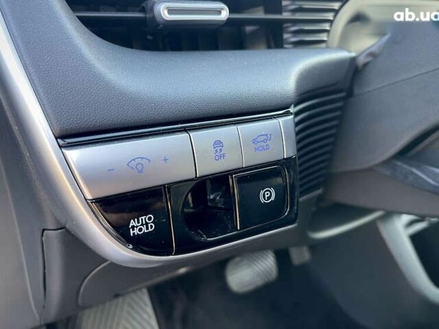 Хендай Ioniq, объемом двигателя 0 л и пробегом 14 тыс. км за 28999 $, фото 17 на Automoto.ua