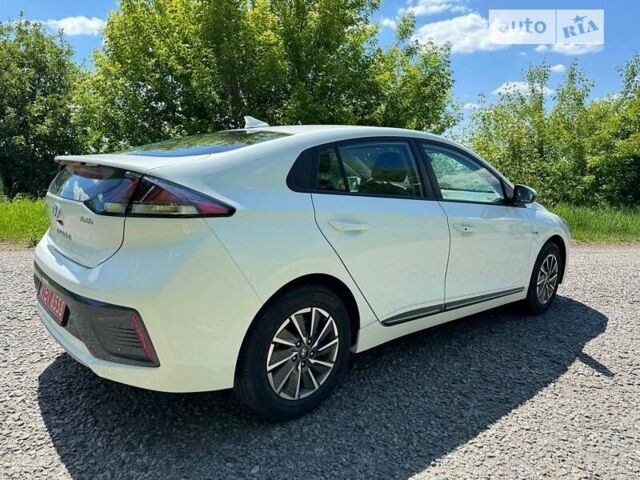 Хендай Ioniq, об'ємом двигуна 0 л та пробігом 74 тис. км за 16499 $, фото 24 на Automoto.ua