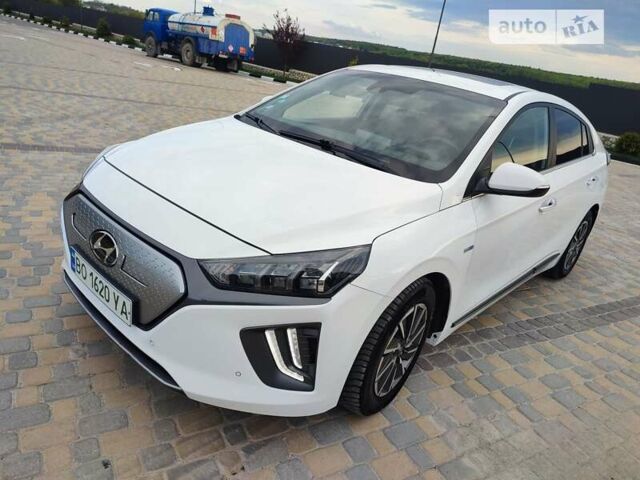 Хендай Ioniq, об'ємом двигуна 0 л та пробігом 130 тис. км за 19400 $, фото 2 на Automoto.ua