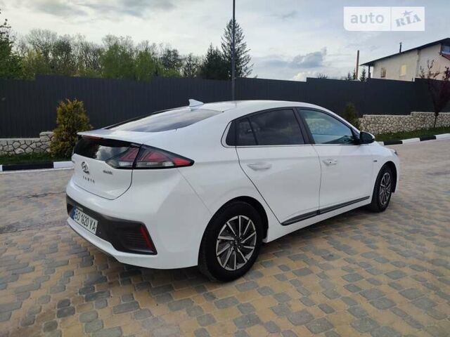 Хендай Ioniq, об'ємом двигуна 0 л та пробігом 130 тис. км за 19400 $, фото 1 на Automoto.ua