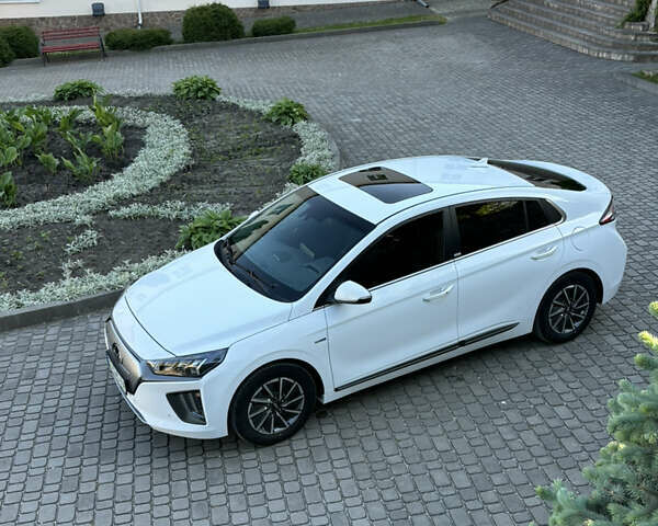 Хендай Ioniq, объемом двигателя 0 л и пробегом 34 тыс. км за 20900 $, фото 14 на Automoto.ua