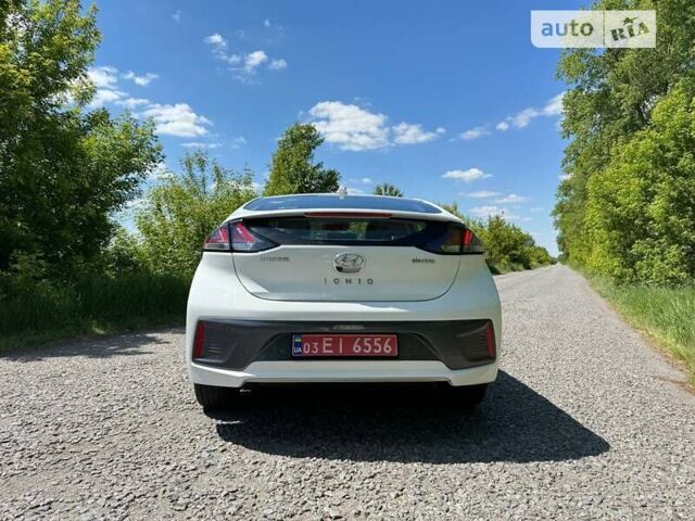 Хендай Ioniq, объемом двигателя 0 л и пробегом 74 тыс. км за 16499 $, фото 23 на Automoto.ua