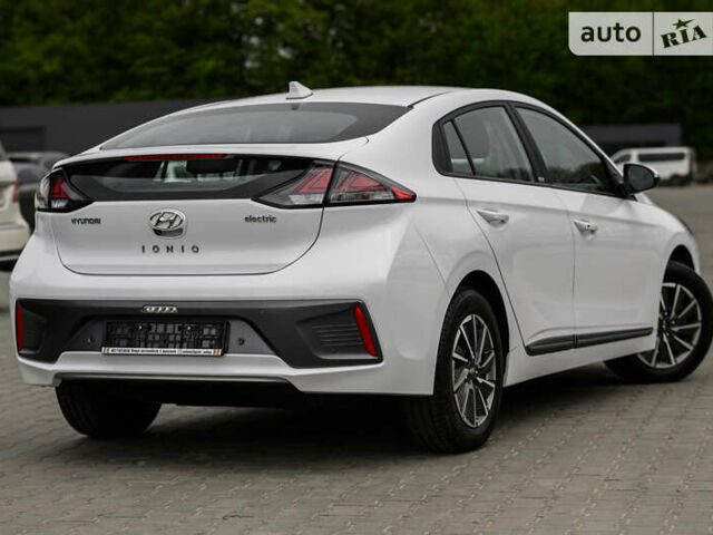 Хендай Ioniq, об'ємом двигуна 0 л та пробігом 39 тис. км за 17890 $, фото 8 на Automoto.ua