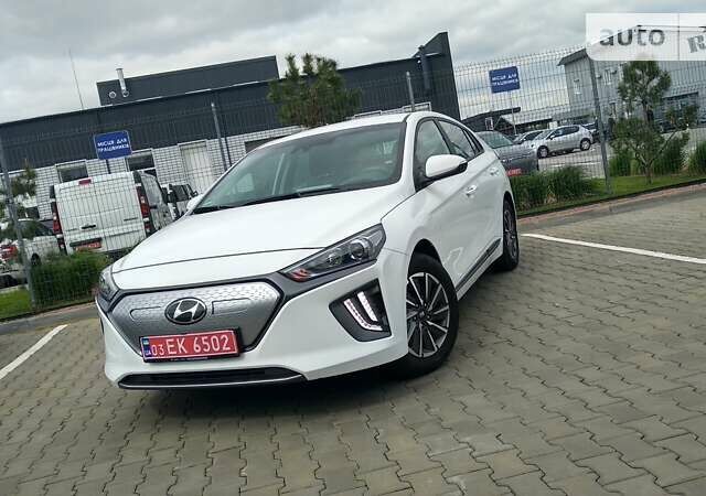 Хендай Ioniq, объемом двигателя 0 л и пробегом 24 тыс. км за 17150 $, фото 1 на Automoto.ua