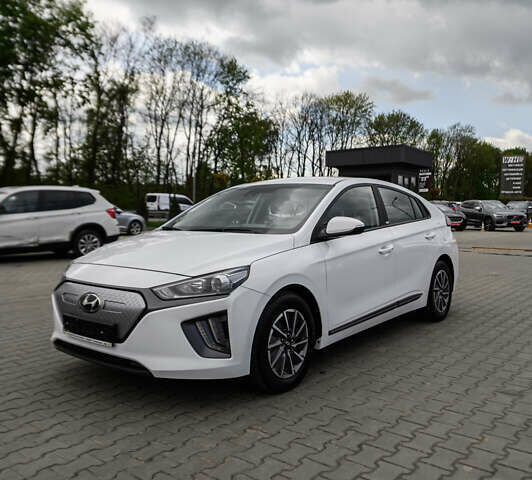 Хендай Ioniq, об'ємом двигуна 0 л та пробігом 39 тис. км за 17890 $, фото 2 на Automoto.ua