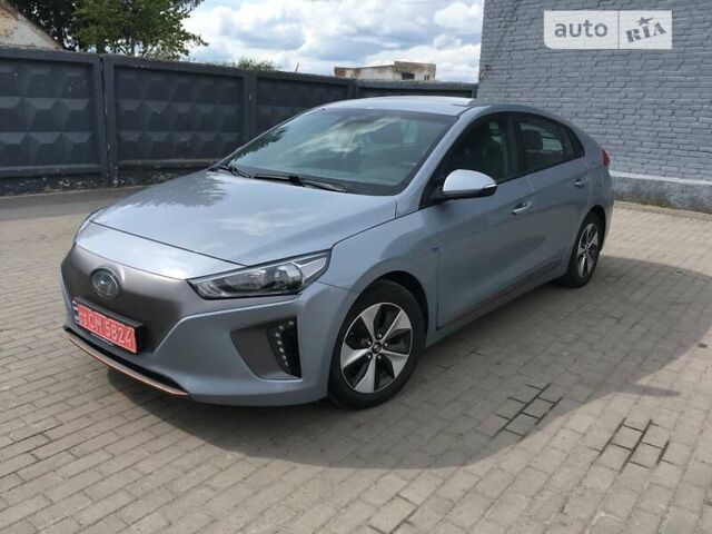 Сірий Хендай Ioniq, об'ємом двигуна 0 л та пробігом 123 тис. км за 14200 $, фото 1 на Automoto.ua