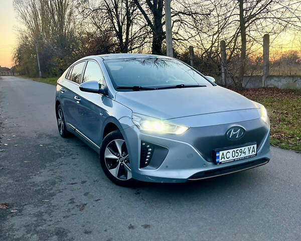 Серый Хендай Ioniq, объемом двигателя 0 л и пробегом 236 тыс. км за 10500 $, фото 1 на Automoto.ua