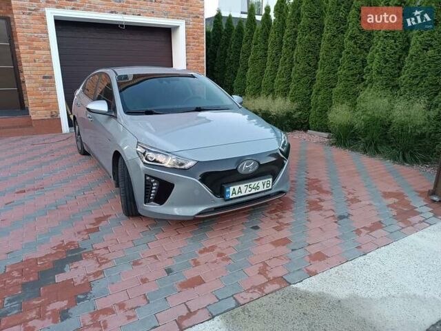 Серый Хендай Ioniq, объемом двигателя 0 л и пробегом 152 тыс. км за 12400 $, фото 15 на Automoto.ua