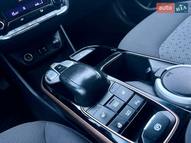Серый Хендай Ioniq, объемом двигателя 0 л и пробегом 236 тыс. км за 11500 $, фото 45 на Automoto.ua