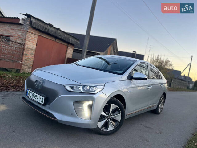 Серый Хендай Ioniq, объемом двигателя 0 л и пробегом 236 тыс. км за 10500 $, фото 5 на Automoto.ua