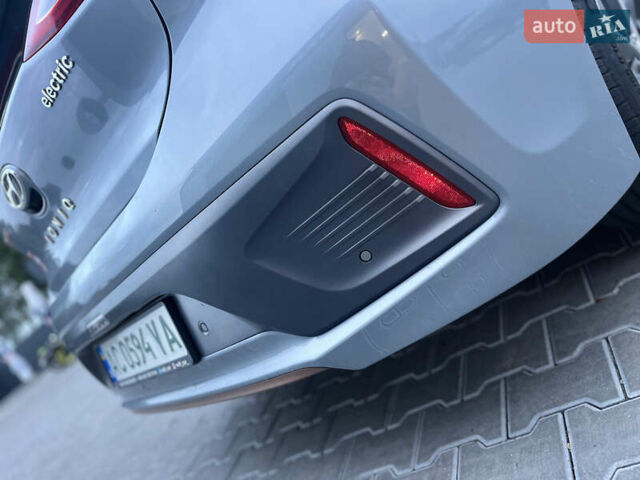 Серый Хендай Ioniq, объемом двигателя 0 л и пробегом 236 тыс. км за 11500 $, фото 32 на Automoto.ua