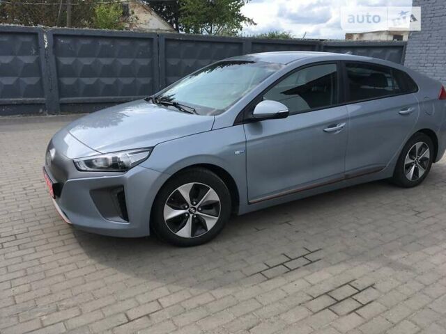 Серый Хендай Ioniq, объемом двигателя 0 л и пробегом 123 тыс. км за 14200 $, фото 4 на Automoto.ua