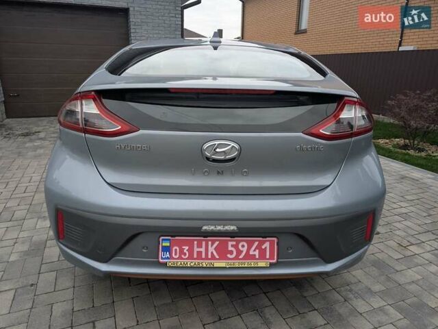 Сірий Хендай Ioniq, об'ємом двигуна 0 л та пробігом 129 тис. км за 12999 $, фото 12 на Automoto.ua