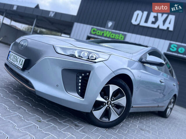Серый Хендай Ioniq, объемом двигателя 0 л и пробегом 236 тыс. км за 11500 $, фото 12 на Automoto.ua