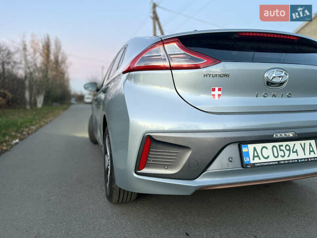 Серый Хендай Ioniq, объемом двигателя 0 л и пробегом 236 тыс. км за 10500 $, фото 24 на Automoto.ua
