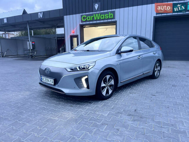 Серый Хендай Ioniq, объемом двигателя 0 л и пробегом 236 тыс. км за 11500 $, фото 19 на Automoto.ua