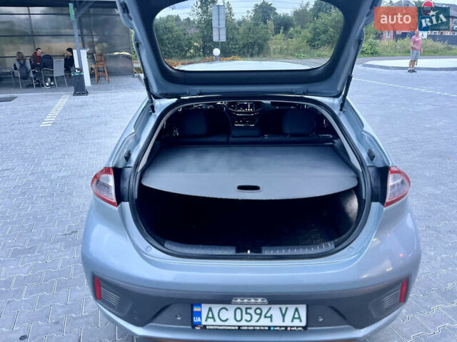 Серый Хендай Ioniq, объемом двигателя 0 л и пробегом 236 тыс. км за 11500 $, фото 51 на Automoto.ua