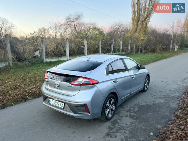 Серый Хендай Ioniq, объемом двигателя 0 л и пробегом 236 тыс. км за 10500 $, фото 16 на Automoto.ua