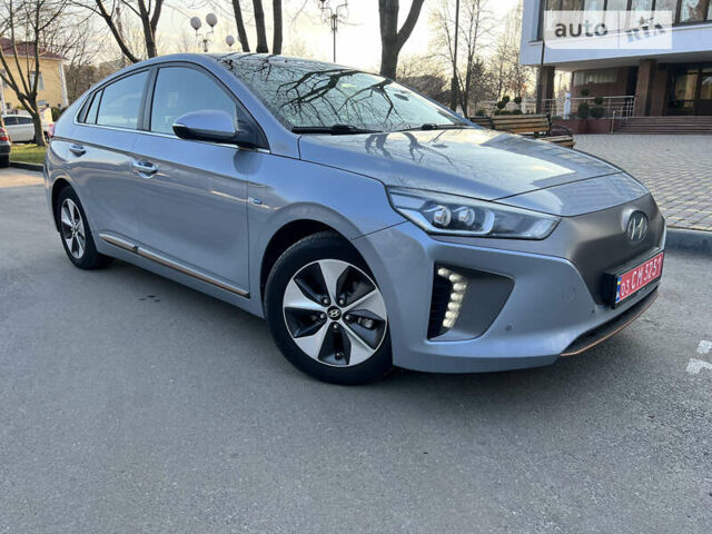 Сірий Хендай Ioniq, об'ємом двигуна 0 л та пробігом 105 тис. км за 14500 $, фото 6 на Automoto.ua