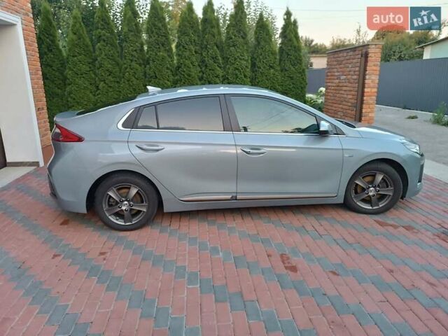 Серый Хендай Ioniq, объемом двигателя 0 л и пробегом 152 тыс. км за 12400 $, фото 10 на Automoto.ua