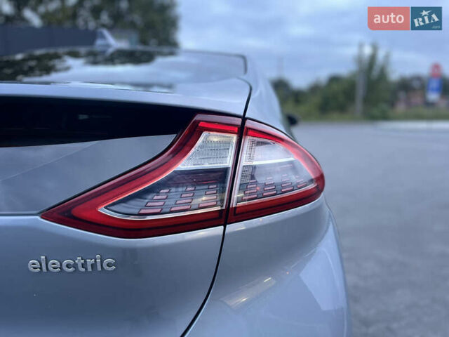 Серый Хендай Ioniq, объемом двигателя 0 л и пробегом 236 тыс. км за 11500 $, фото 33 на Automoto.ua
