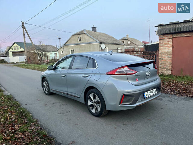 Серый Хендай Ioniq, объемом двигателя 0 л и пробегом 236 тыс. км за 10500 $, фото 13 на Automoto.ua