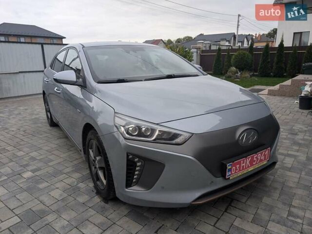 Сірий Хендай Ioniq, об'ємом двигуна 0 л та пробігом 129 тис. км за 12999 $, фото 6 на Automoto.ua