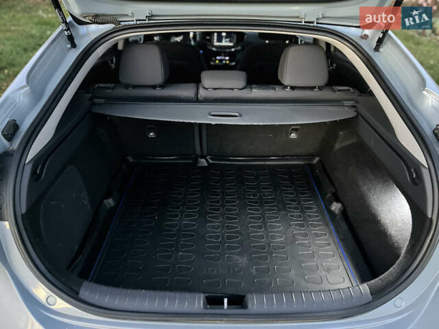 Серый Хендай Ioniq, объемом двигателя 0 л и пробегом 236 тыс. км за 10500 $, фото 39 на Automoto.ua