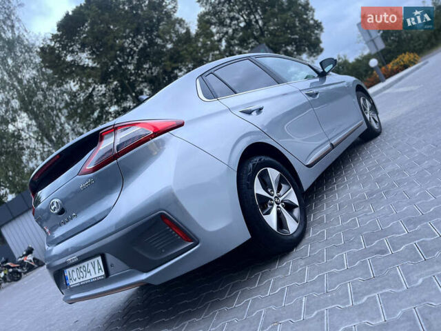 Серый Хендай Ioniq, объемом двигателя 0 л и пробегом 236 тыс. км за 11500 $, фото 29 на Automoto.ua