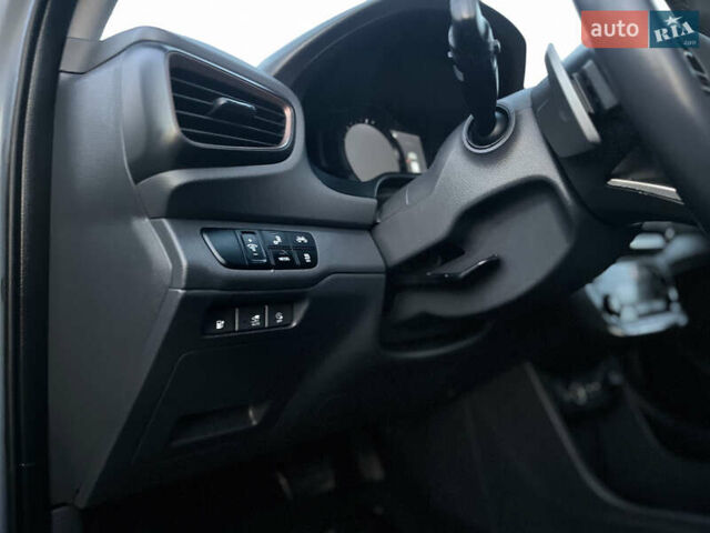 Серый Хендай Ioniq, объемом двигателя 0 л и пробегом 236 тыс. км за 10500 $, фото 51 на Automoto.ua