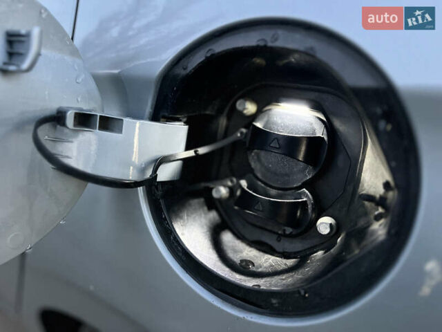 Серый Хендай Ioniq, объемом двигателя 0 л и пробегом 236 тыс. км за 10500 $, фото 37 на Automoto.ua