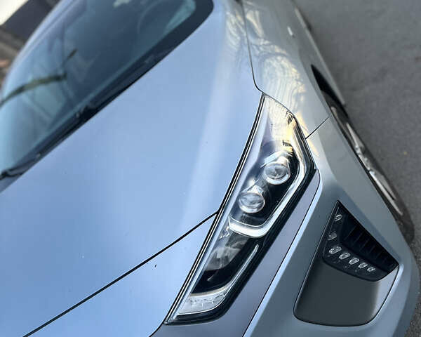 Серый Хендай Ioniq, объемом двигателя 0 л и пробегом 236 тыс. км за 10500 $, фото 9 на Automoto.ua