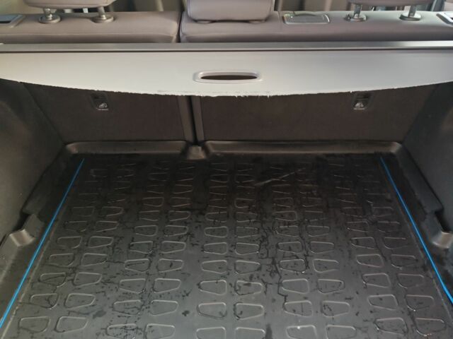 Серый Хендай Ioniq, объемом двигателя 0 л и пробегом 152 тыс. км за 12400 $, фото 8 на Automoto.ua