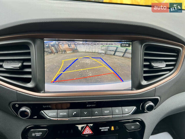 Сірий Хендай Ioniq, об'ємом двигуна 0 л та пробігом 149 тис. км за 12750 $, фото 52 на Automoto.ua