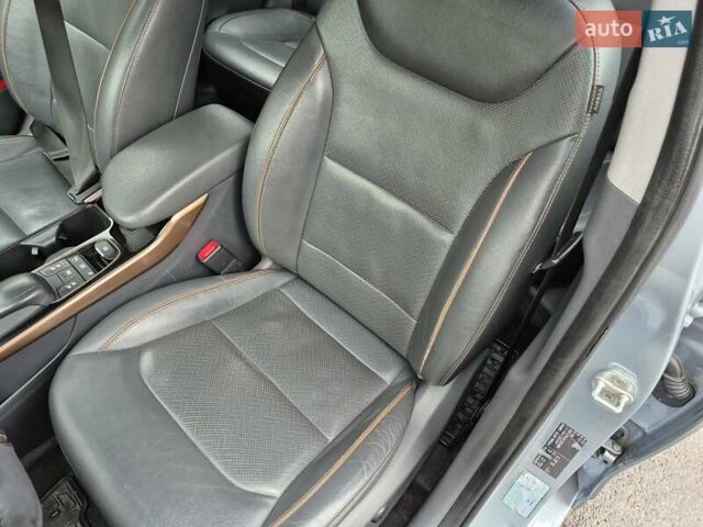 Серый Хендай Ioniq, объемом двигателя 0 л и пробегом 160 тыс. км за 14000 $, фото 13 на Automoto.ua