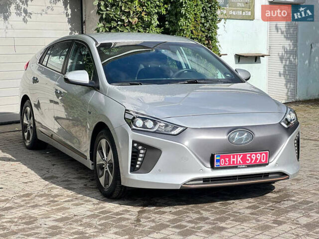 Сірий Хендай Ioniq, об'ємом двигуна 0 л та пробігом 33 тис. км за 13800 $, фото 2 на Automoto.ua