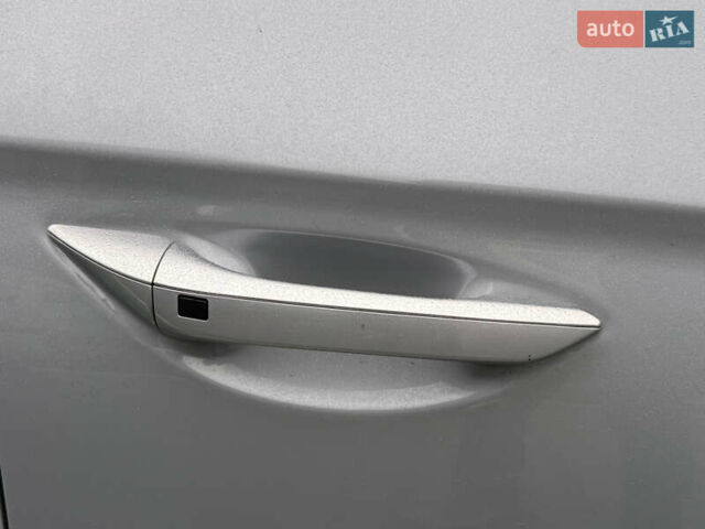 Серый Хендай Ioniq, объемом двигателя 0 л и пробегом 144 тыс. км за 11999 $, фото 7 на Automoto.ua