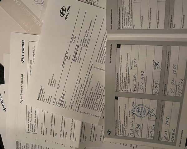 Сірий Хендай Ioniq, об'ємом двигуна 0 л та пробігом 135 тис. км за 12700 $, фото 27 на Automoto.ua