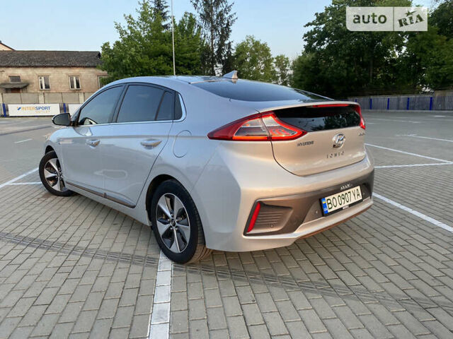 Сірий Хендай Ioniq, об'ємом двигуна 0 л та пробігом 111 тис. км за 16999 $, фото 5 на Automoto.ua