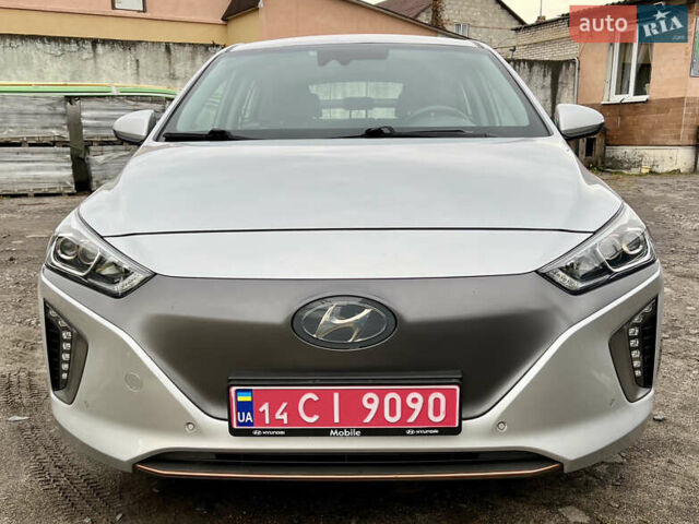 Сірий Хендай Ioniq, об'ємом двигуна 0 л та пробігом 149 тис. км за 12750 $, фото 16 на Automoto.ua