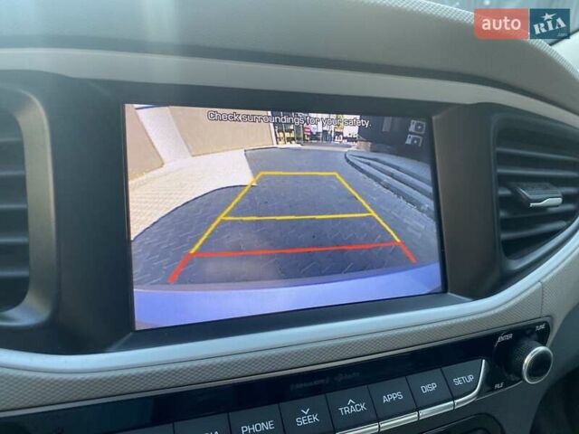 Серый Хендай Ioniq, объемом двигателя 1.58 л и пробегом 166 тыс. км за 14500 $, фото 5 на Automoto.ua