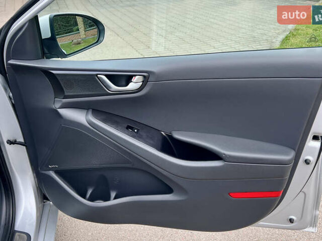 Серый Хендай Ioniq, объемом двигателя 0 л и пробегом 150 тыс. км за 12490 $, фото 25 на Automoto.ua