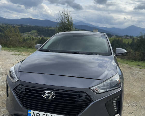 Серый Хендай Ioniq, объемом двигателя 1.58 л и пробегом 99 тыс. км за 15500 $, фото 9 на Automoto.ua
