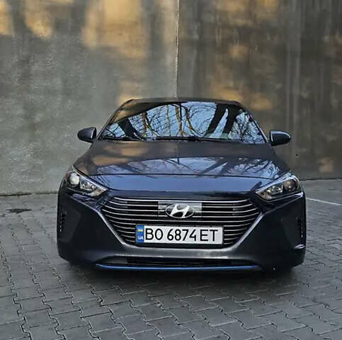 Серый Хендай Ioniq, объемом двигателя 1.58 л и пробегом 210 тыс. км за 11700 $, фото 1 на Automoto.ua