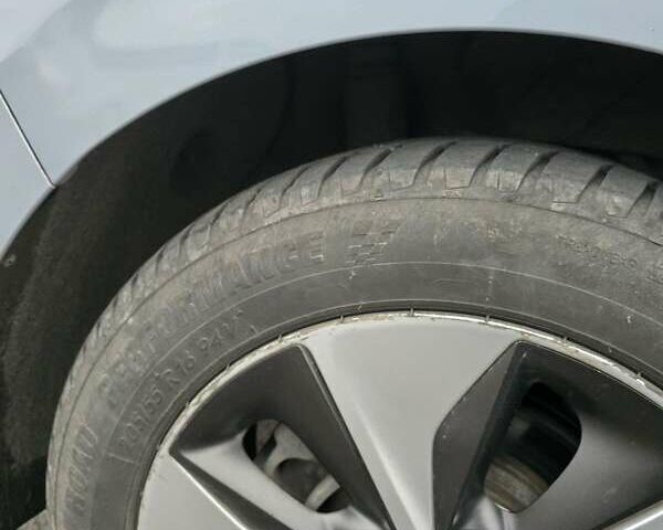 Серый Хендай Ioniq, объемом двигателя 0 л и пробегом 82 тыс. км за 14500 $, фото 13 на Automoto.ua