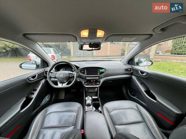 Серый Хендай Ioniq, объемом двигателя 0 л и пробегом 150 тыс. км за 12490 $, фото 34 на Automoto.ua