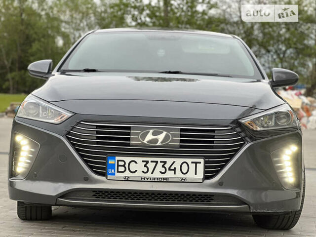 Серый Хендай Ioniq, объемом двигателя 1.58 л и пробегом 92 тыс. км за 17500 $, фото 7 на Automoto.ua