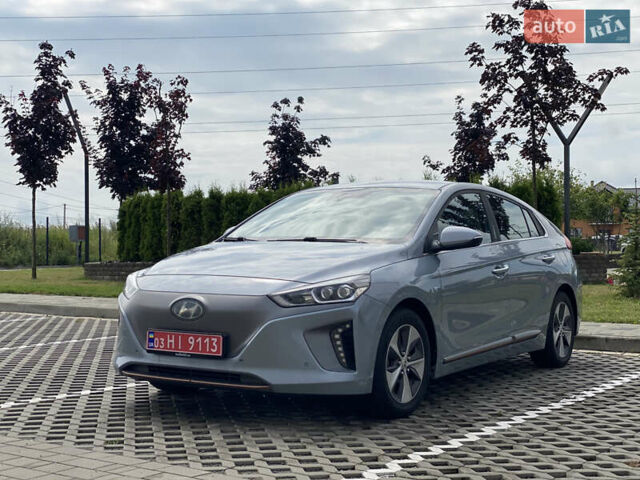 Серый Хендай Ioniq, объемом двигателя 0 л и пробегом 135 тыс. км за 12999 $, фото 32 на Automoto.ua