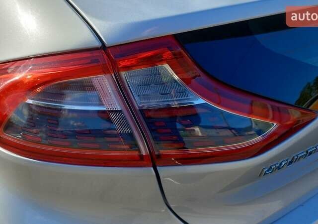 Серый Хендай Ioniq, объемом двигателя 0 л и пробегом 111 тыс. км за 14800 $, фото 20 на Automoto.ua
